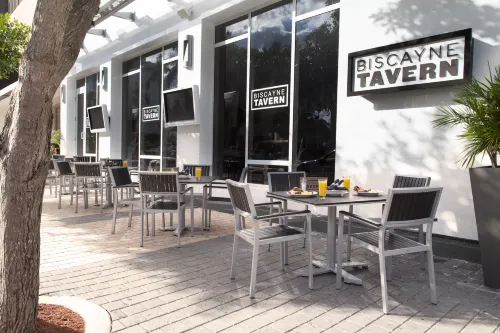 YVE Hotel Miami Dining Photos