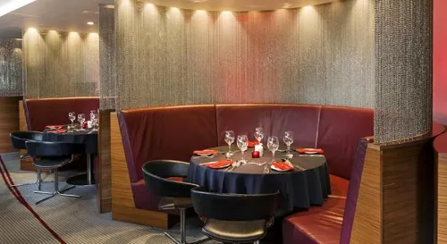 Radisson Hotel and Conf Centre London Heathrow Restauration Photos
