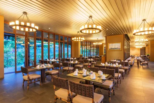 Sunsuri Phuket Restauration Photos