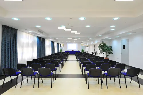 Best Western Blu Hotel Roma Business Facilities Photos