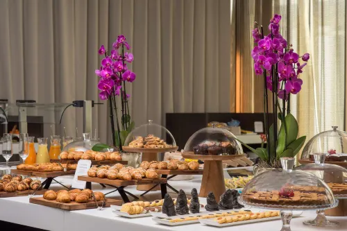 Hotel NH Collection Milano CityLife Ristorazione Photos