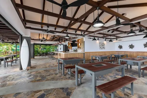 Dusit Beach Resort Guam Restauration Photos
