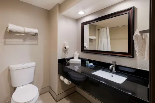 Best Western Lanai Garden Inn  Suites الغرف Photos