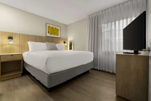 Sonesta Simply Suites Irvine East Foothill Photos