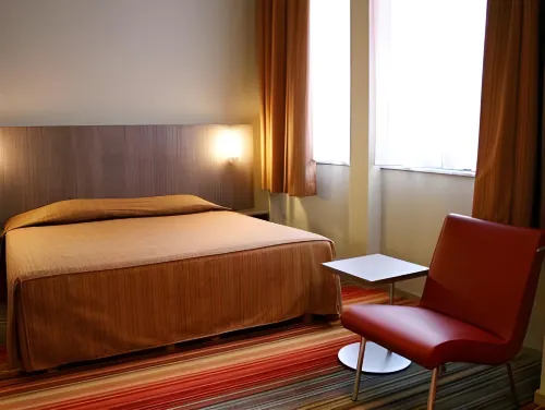 Alma Grand Place Hotel Rum Photos