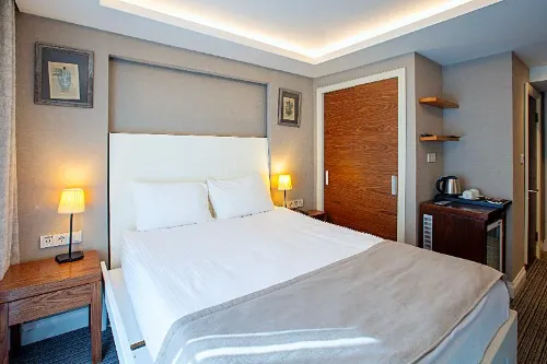 Aston Hotel Taksim Zimmer Photos