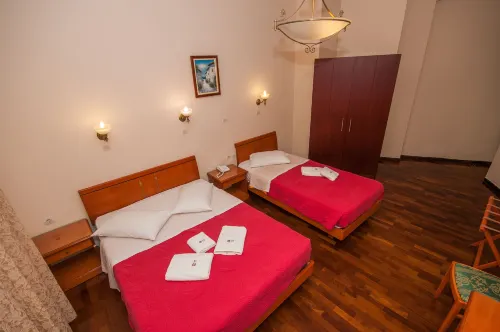 Cecil Hotel Rooms Photos
