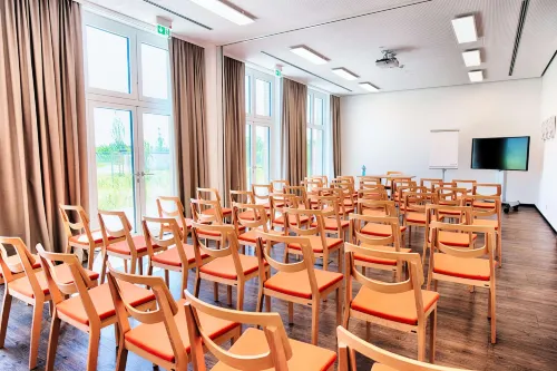 LOGINN Hotel Leipzig By ACHAT Geschäftseinrichtungen Photos