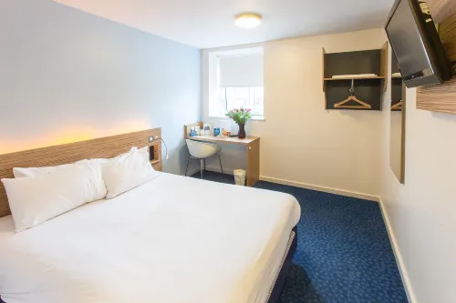 Redwings Lodge Wolverhampton Central Chambres Photos