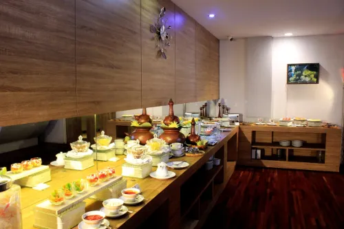 Kyriad Arra Hotel Cepu Makanan Photos