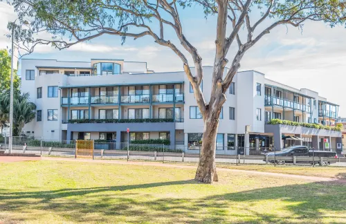 The Brighton Apartments Exterior Photos