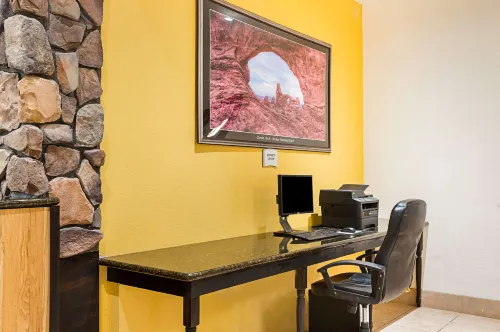 Rodeway Inn & Suites Public Areas Photos