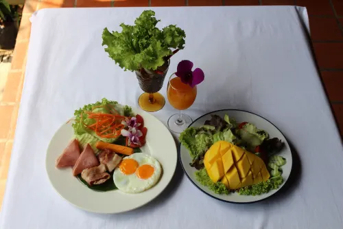Pai Vimaan Resort Dining Photos