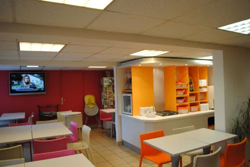 Premiere Classe Honfleur Dining Photos