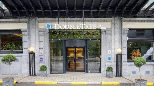 DoubleTree by Hilton Brussels City Extérieur Photos