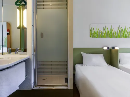 ibis budget Warszawa West Station Chambres Photos
