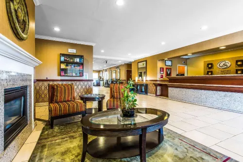Comfort Suites Near Six Flags Magic Mountain Public Areas Photos
