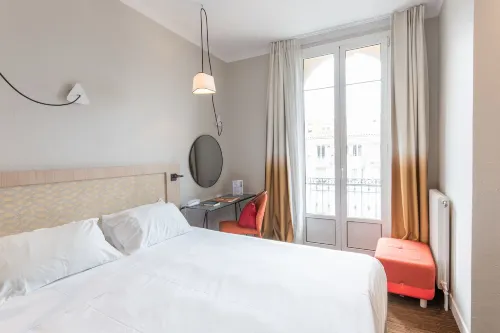 Hotel Vendome Nice Rooms Photos