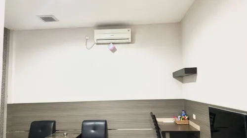 Grand Krakatau Hotel Serang Rooms Photos
