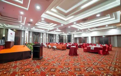 Grand Tjokro Hotel Balikpapan Restauration Photos