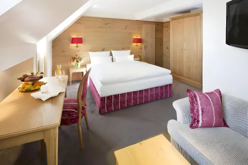 Eden Hotel Wolff Photos