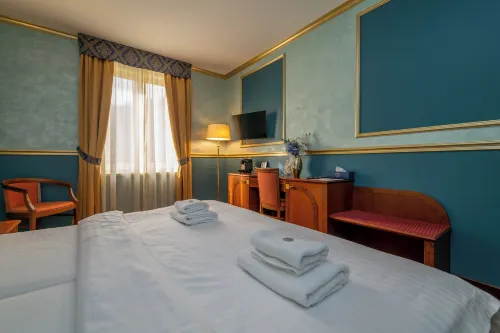 Hotel Kinsky Fountain Rooms Photos