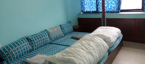 Everest Holiday Inn Photos