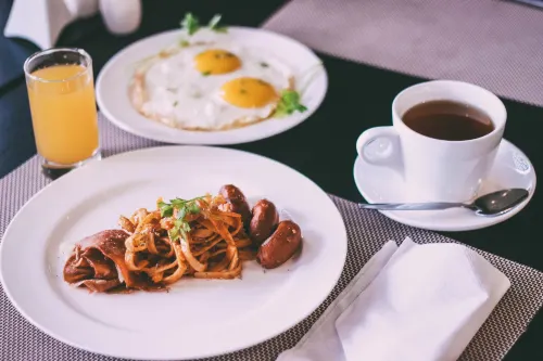 Best Western Plus Makassar Beach Dining Photos