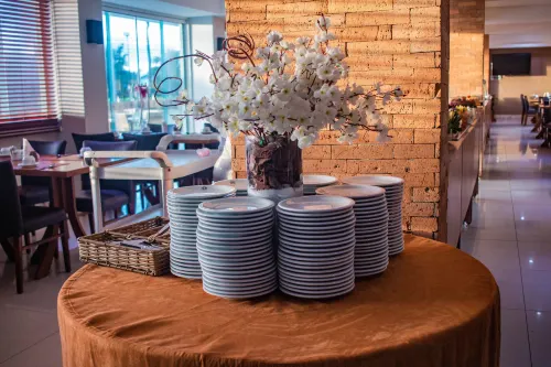 Real Classic Hotel Ruokailu Photos