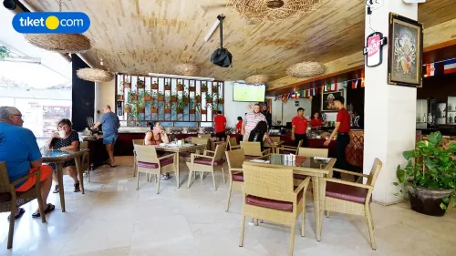 Grand la Walon Hotel Restauration Photos