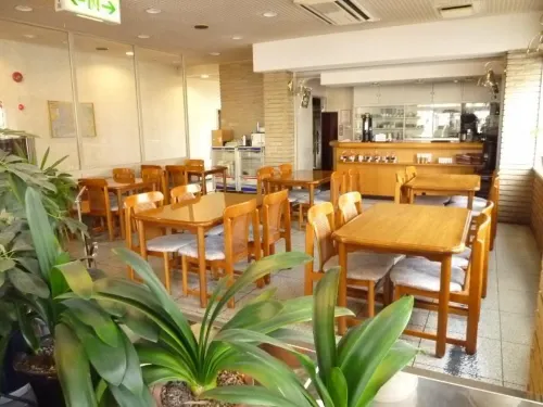 Hotel All in Well Restauration Photos