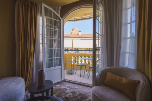 Hotel Gounod Fully Renovated Rooms Photos