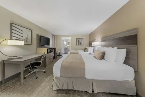 Best Western Plus Executive Inn Rooms Photos