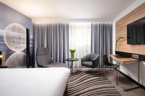 Novotel Poznan Centrum Rooms Photos