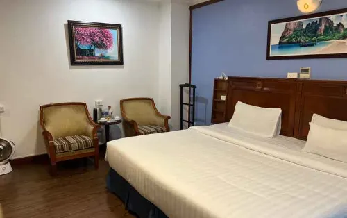 A25 Hotel - 19 Phan Dinh Phung Zimmer Photos