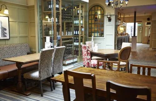 Lamb Hotel by Greene King Inns Featured Photos