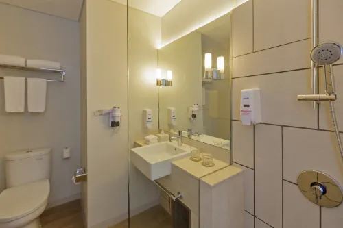 Holiday Inn Express Jakarta Pluit Citygate Photos