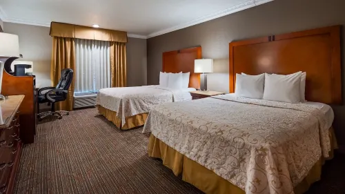 Best Western Plus Newport Mesa Inn Rooms Photos