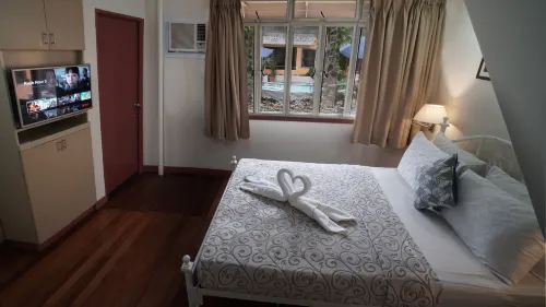 1775 Adriatico Suites Kamar Photos