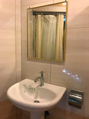 SE Two Hotel Camere Photos