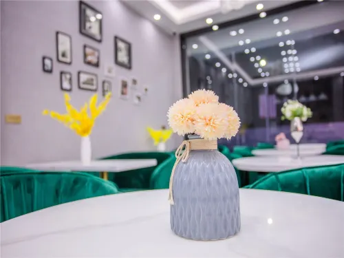 Micro · time boutique hotel (flagship store of guilin liangjiang airport) Ăn uống Photos