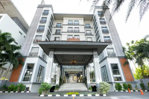 Grand Serela Yogyakarta Kamar Photos