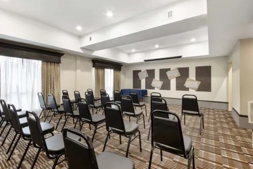 Best Western Magnolia Inn and Suites Business Facilities Photos