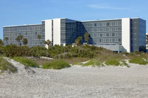 Hilton Cocoa Beach Oceanfront Exterior Photos