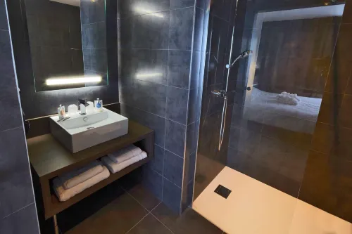 Hôtel Kyriad Troyes Centre Chambres Photos