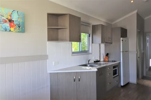 Nobby Beach Holiday Village Kamar Photos