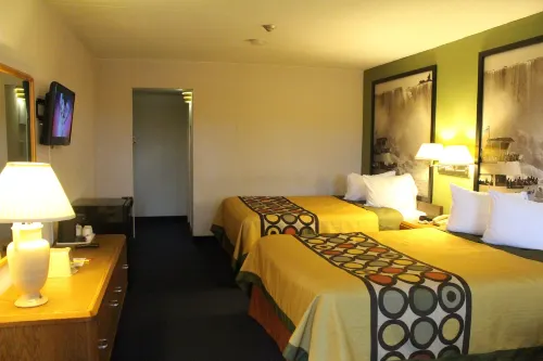 Super 8 by Wyndham Niagara Falls North Kamar Photos