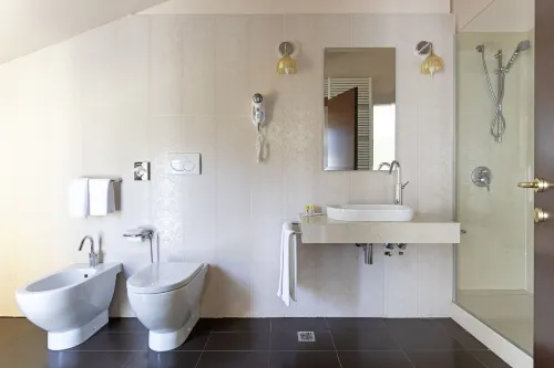 B&B Hotel Malpensa Lago Maggiore Photos