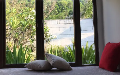 BuBu Villa Kamar Photos