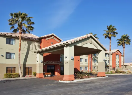Holiday Inn Express Westley North- Patterson Area Extérieur Photos